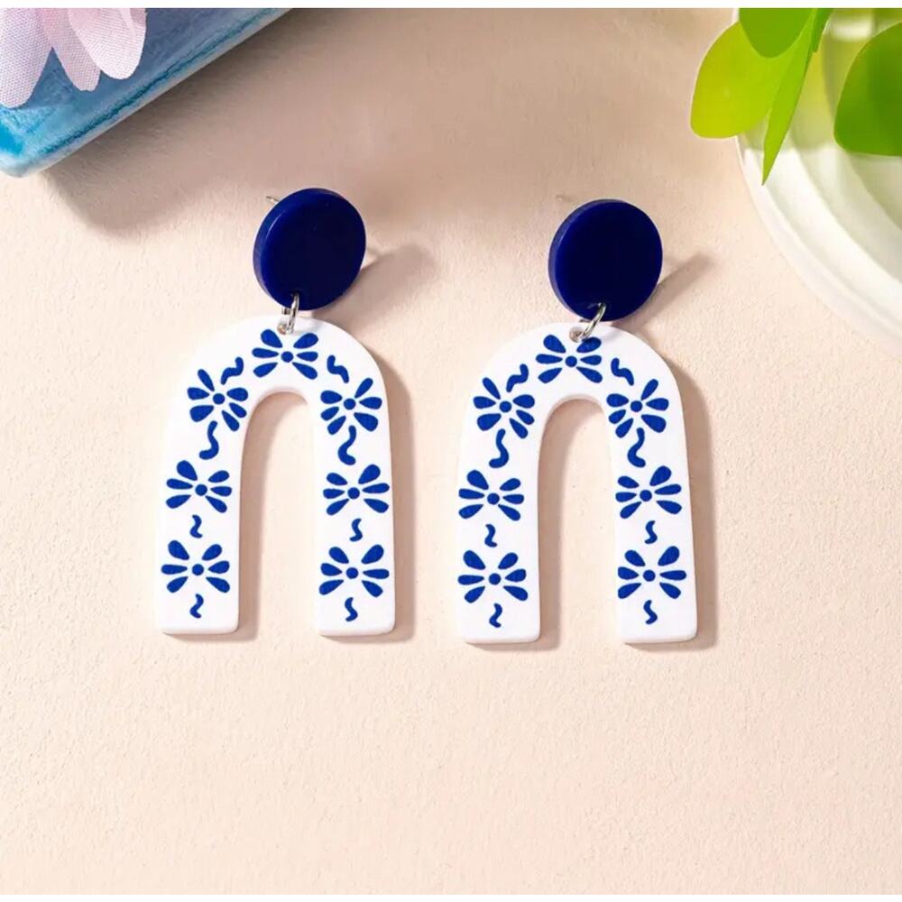 Mykonos Goddess U-shaped Porcelain Blue and White Ceramic Style Earrings